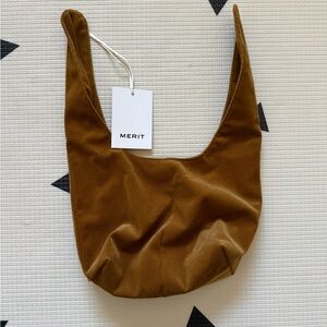 NWT New MERIT Signature Makeup Bag